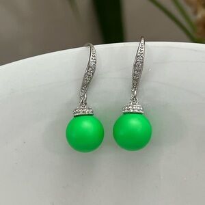 Elegant Green Drop Earrings